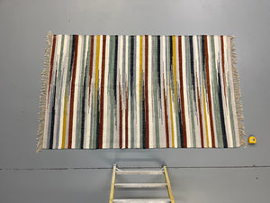 Colourful Lined Rug - 96x60