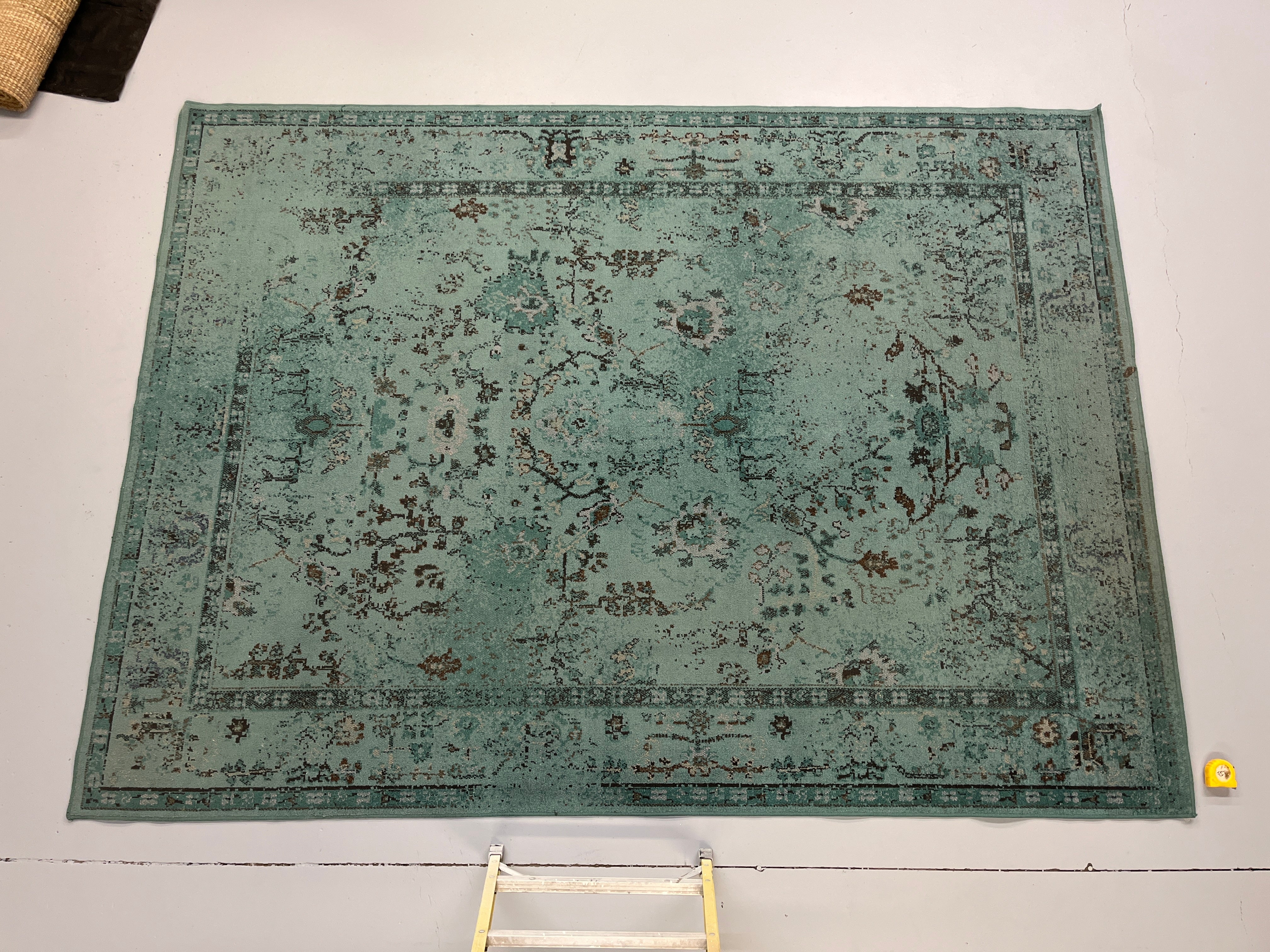 Green Rug - 128x94