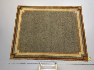 Grey and Brown Border Rug - 118x96