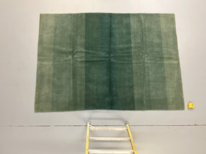 Green Rug - 94x66