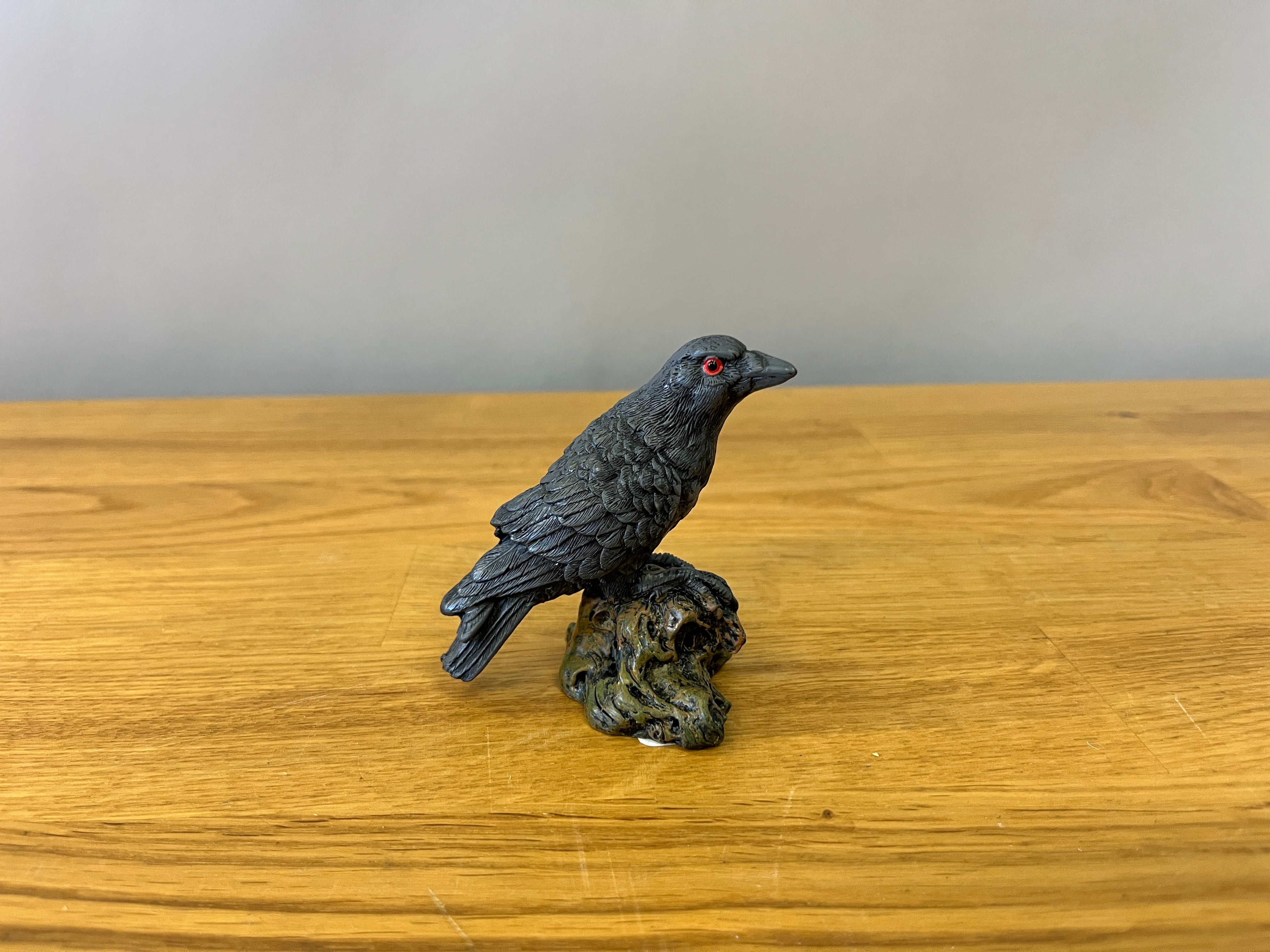 Crow Statue
