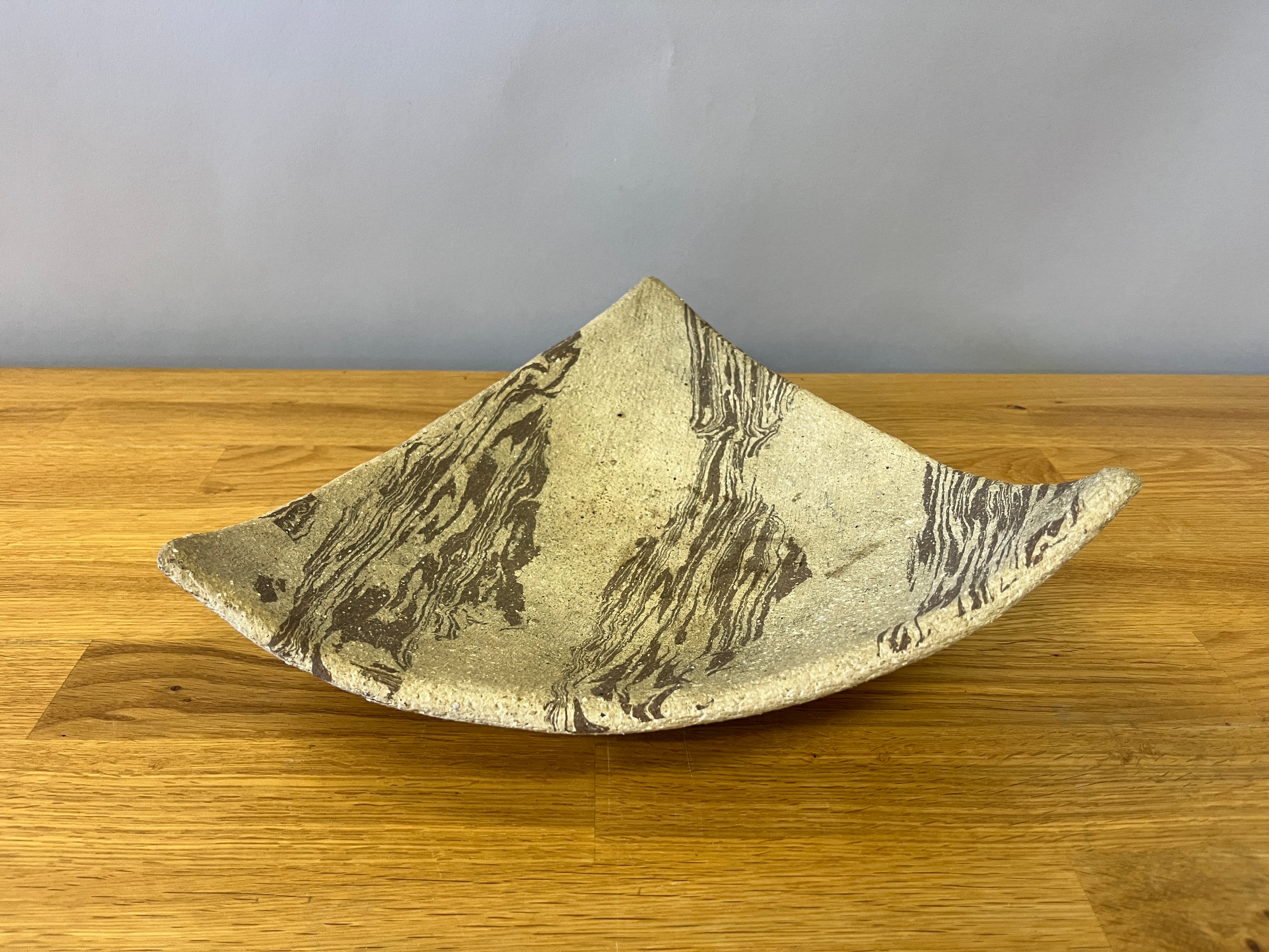 Triangle Brown Swirl Tray