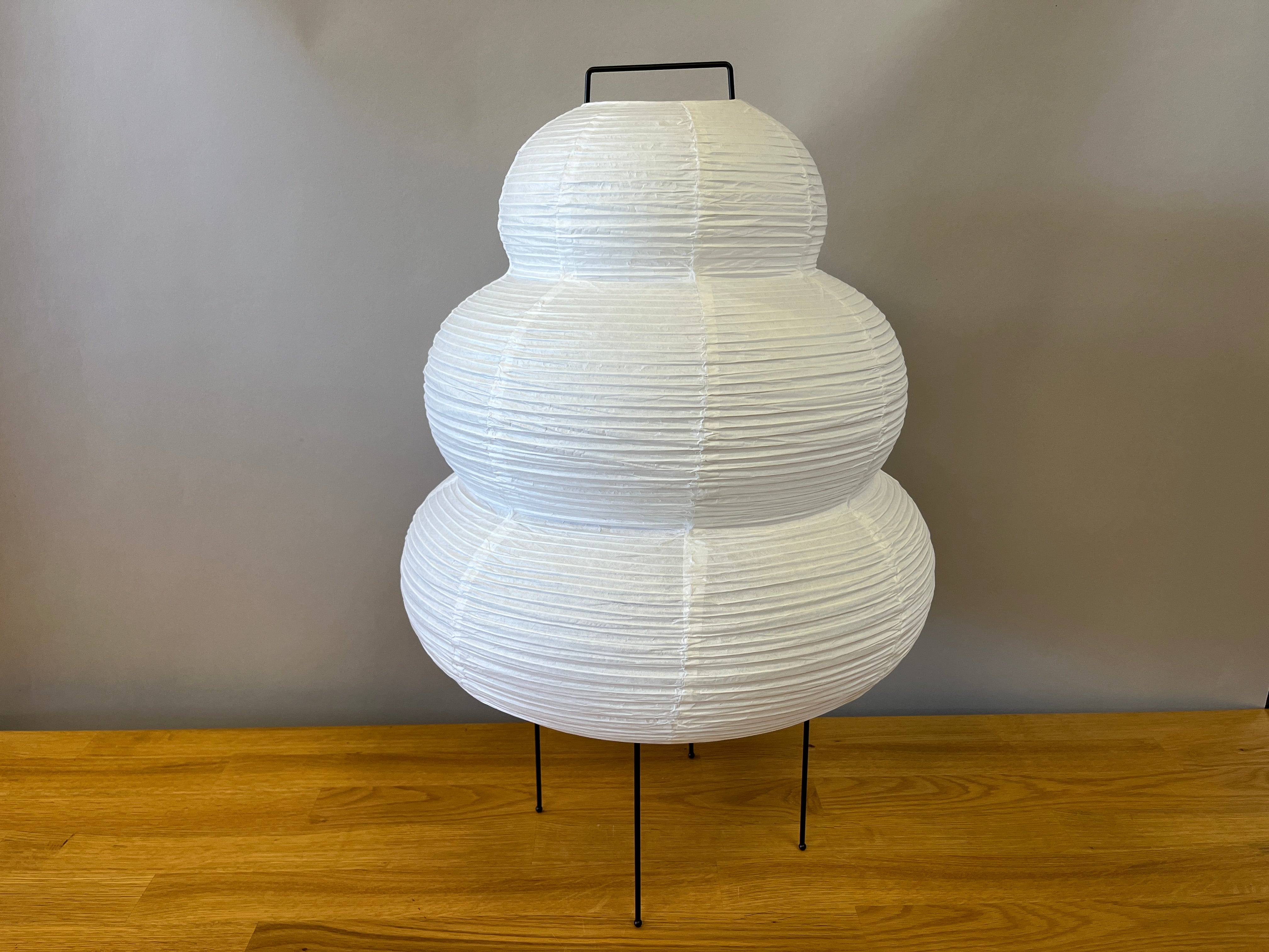 Curved Paper Lantern Table Lamp