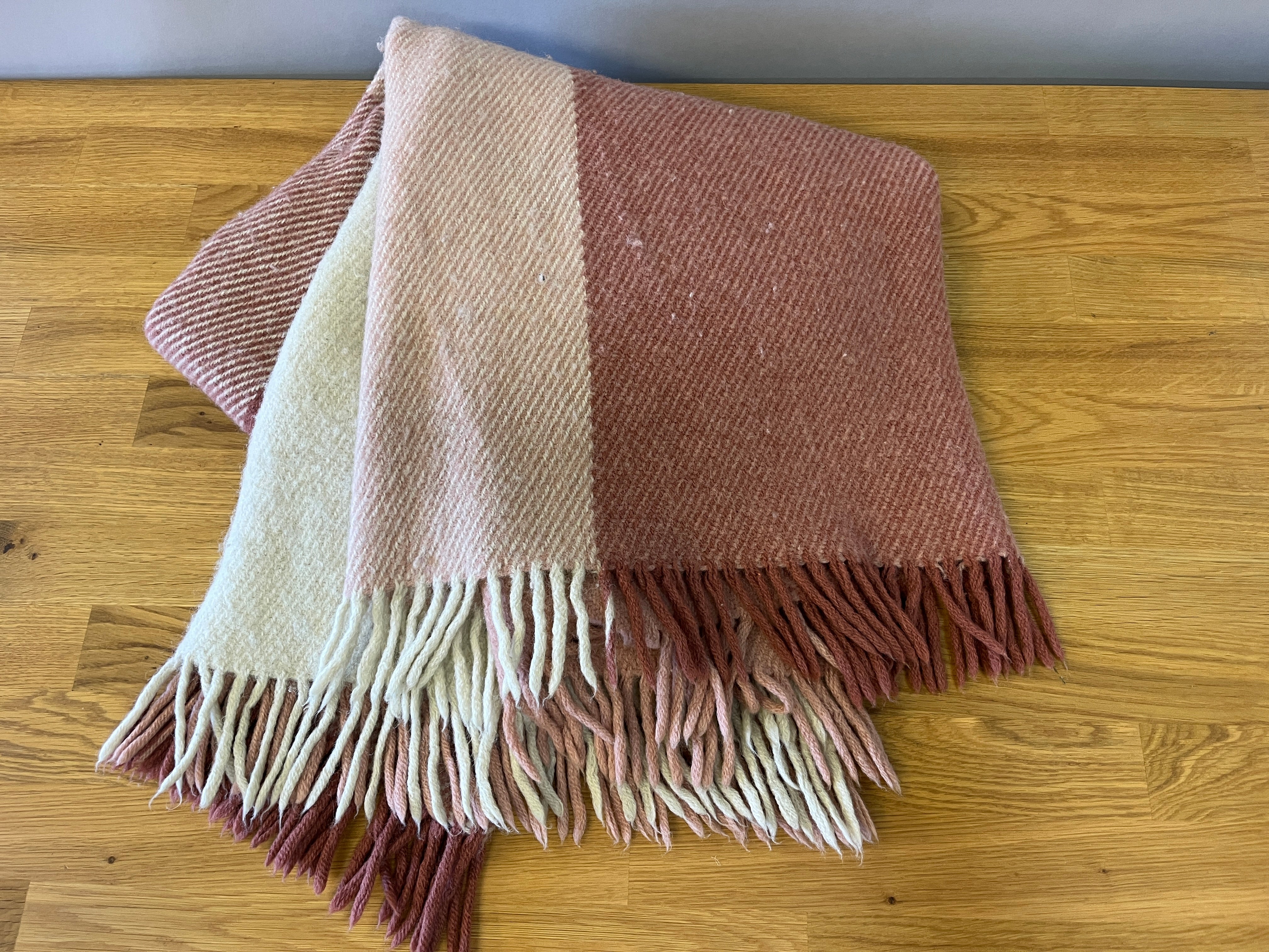 Multi pink throw blanket