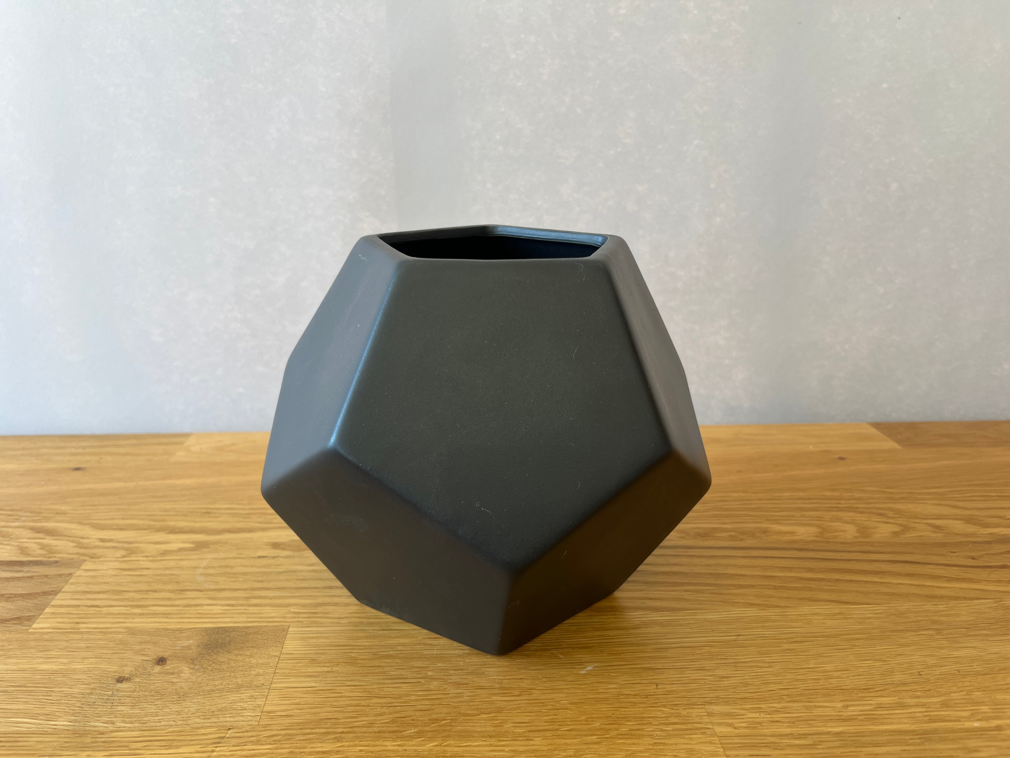 Black Decor