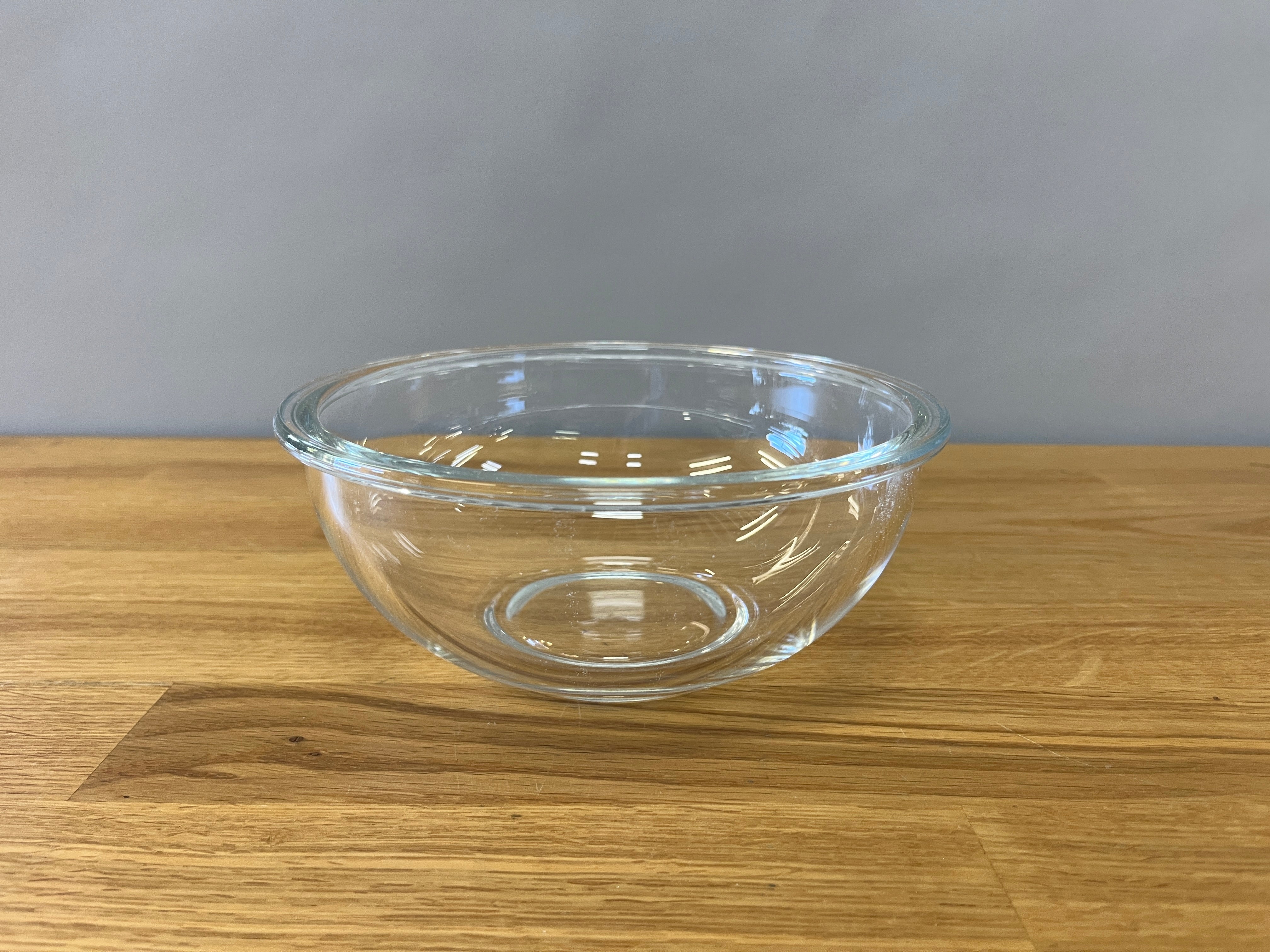 Glass Mixing Bowl Medium