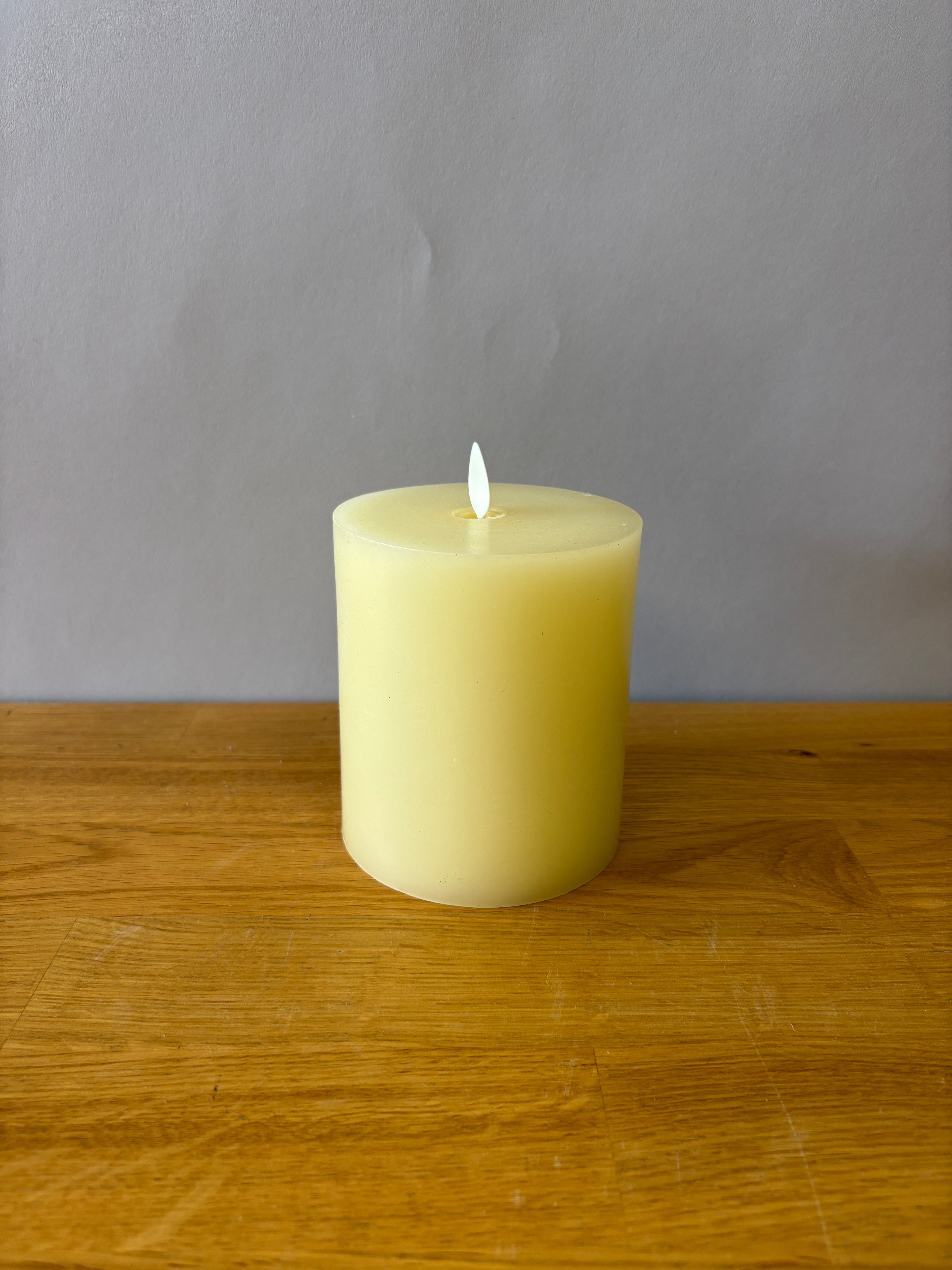 Flicker Candle