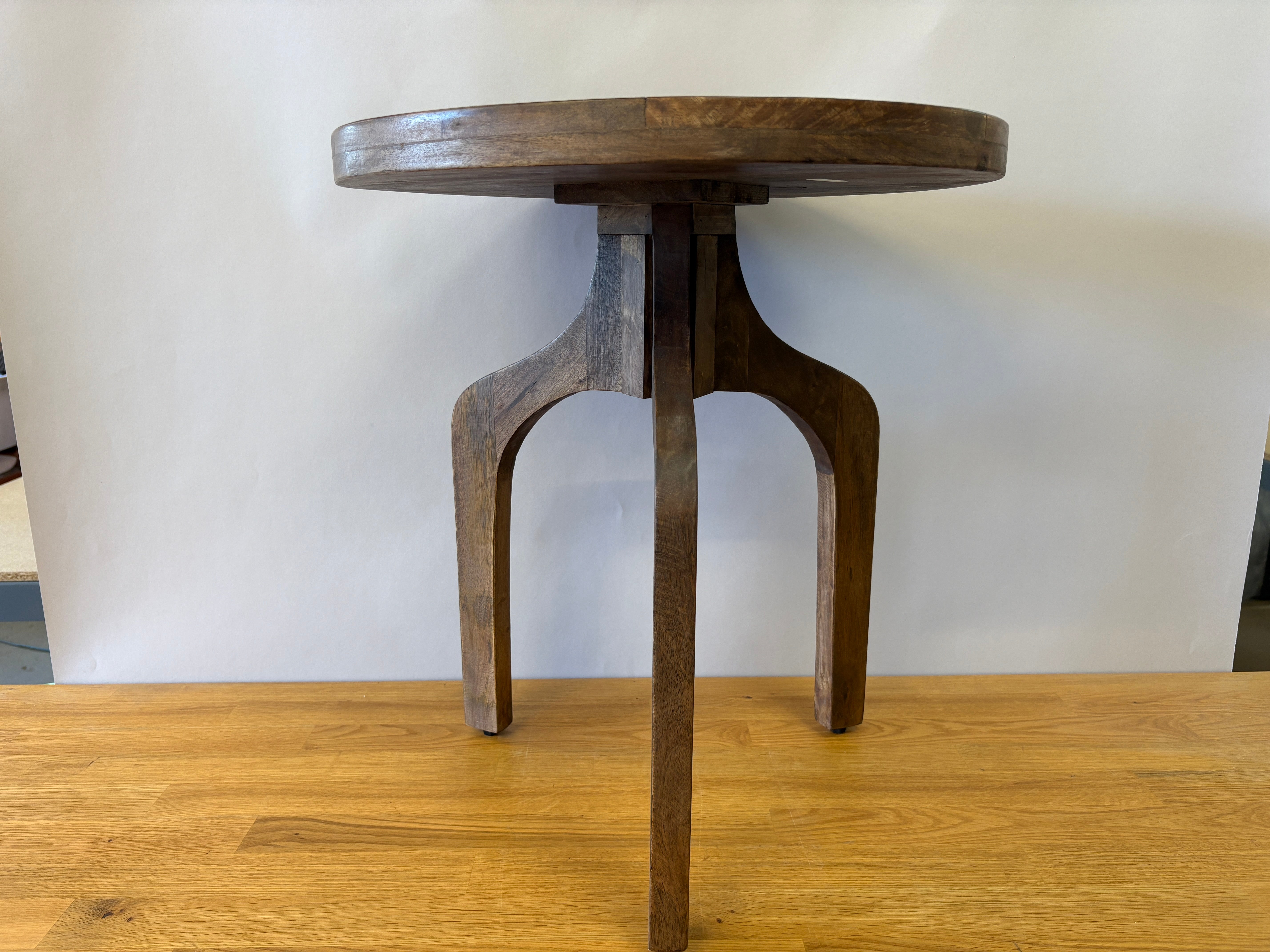 Dark Wood 3 Leg Side Table with Ridge