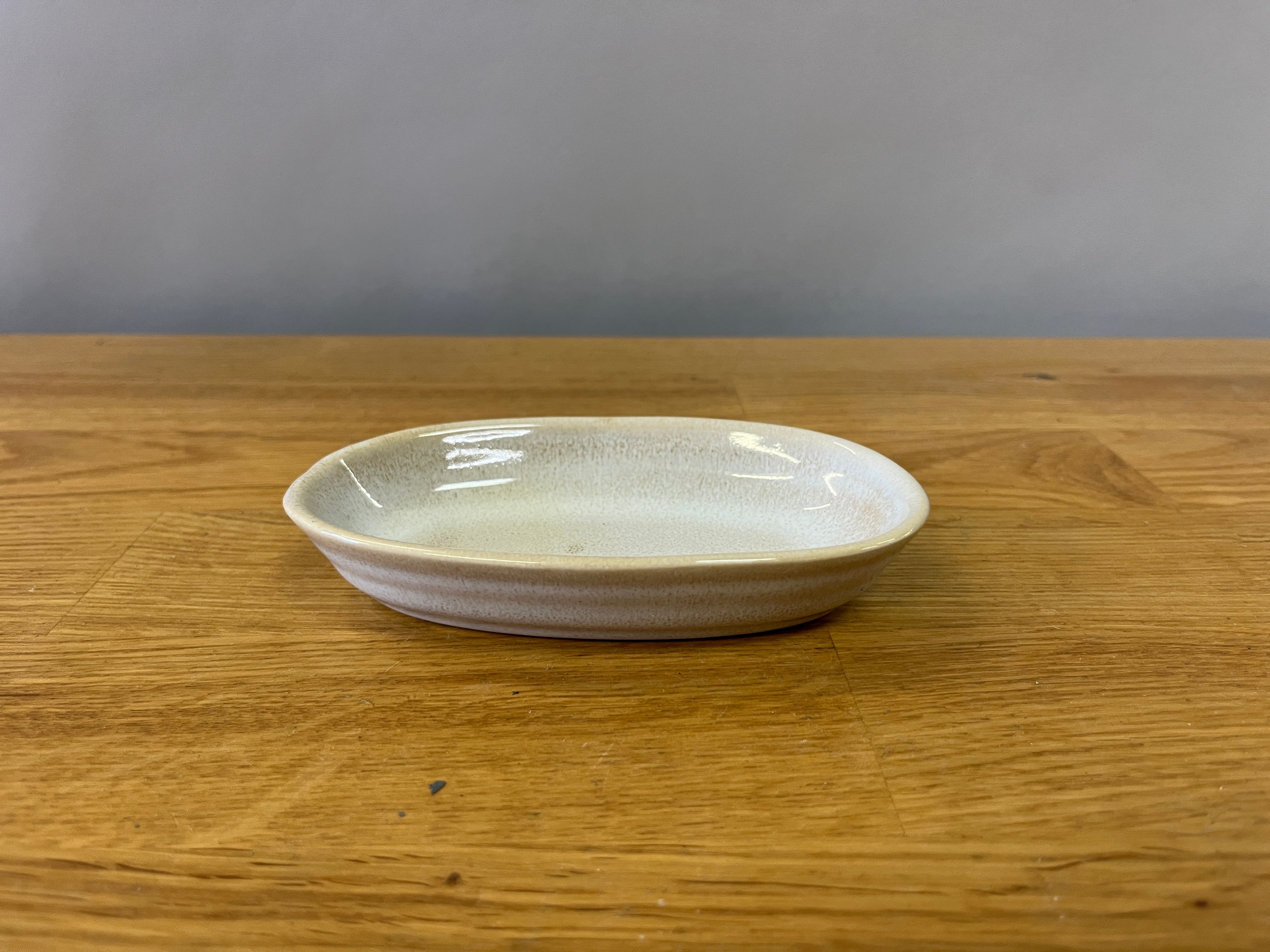 Beige-Pink Sauce Bowl