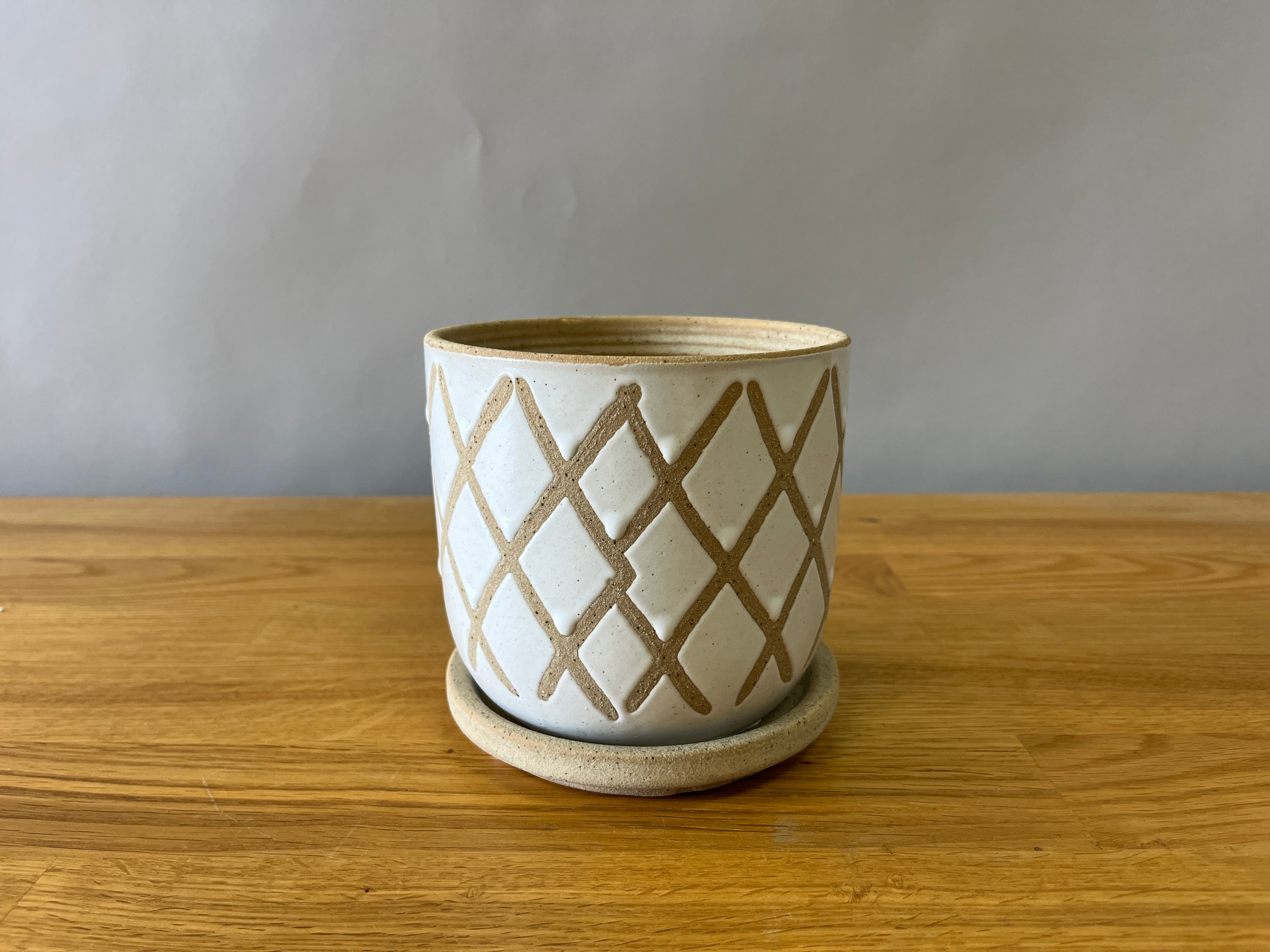 Neutral Lined Plant Pot