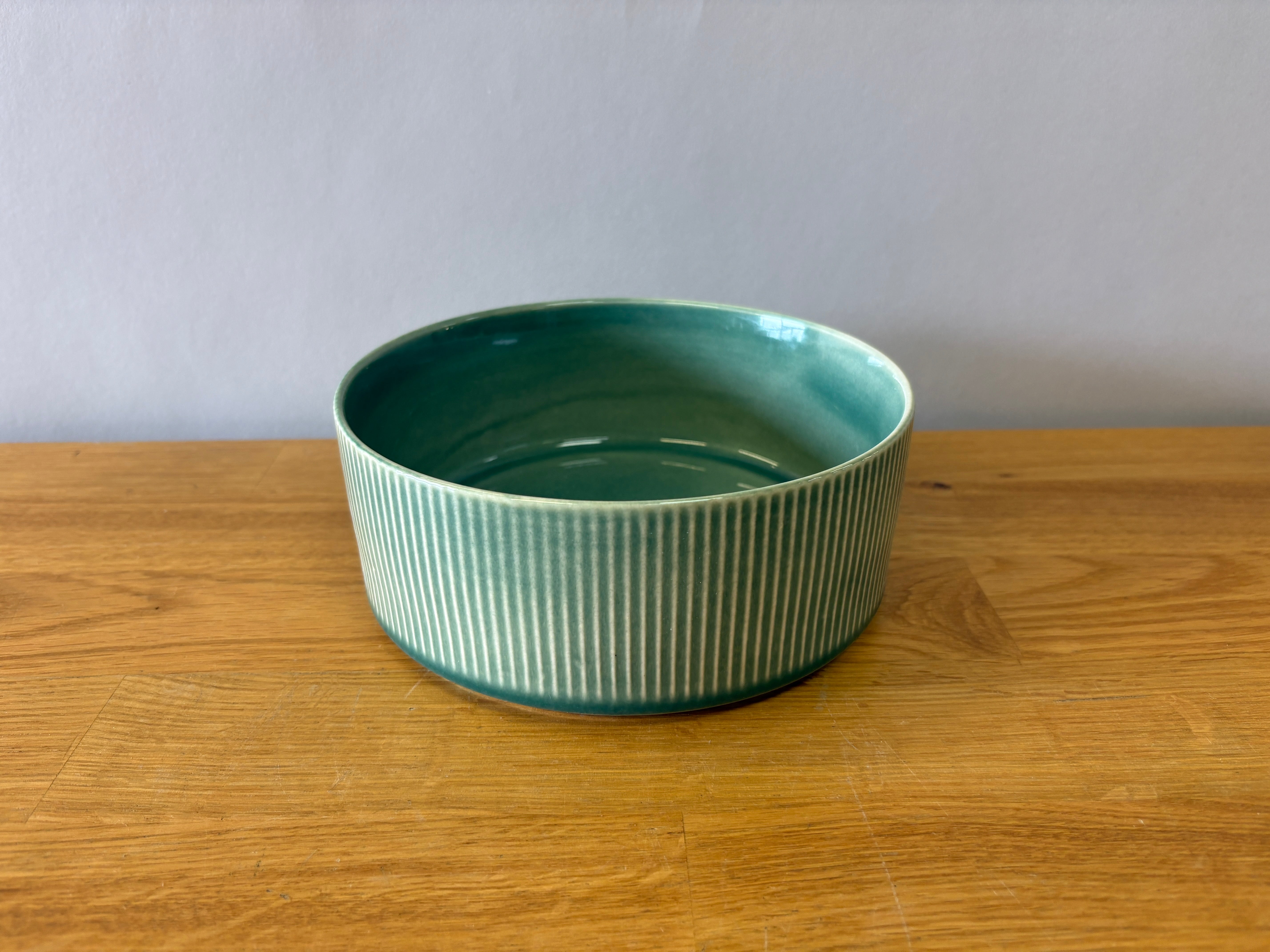 Fluted Edge Green Bowl
