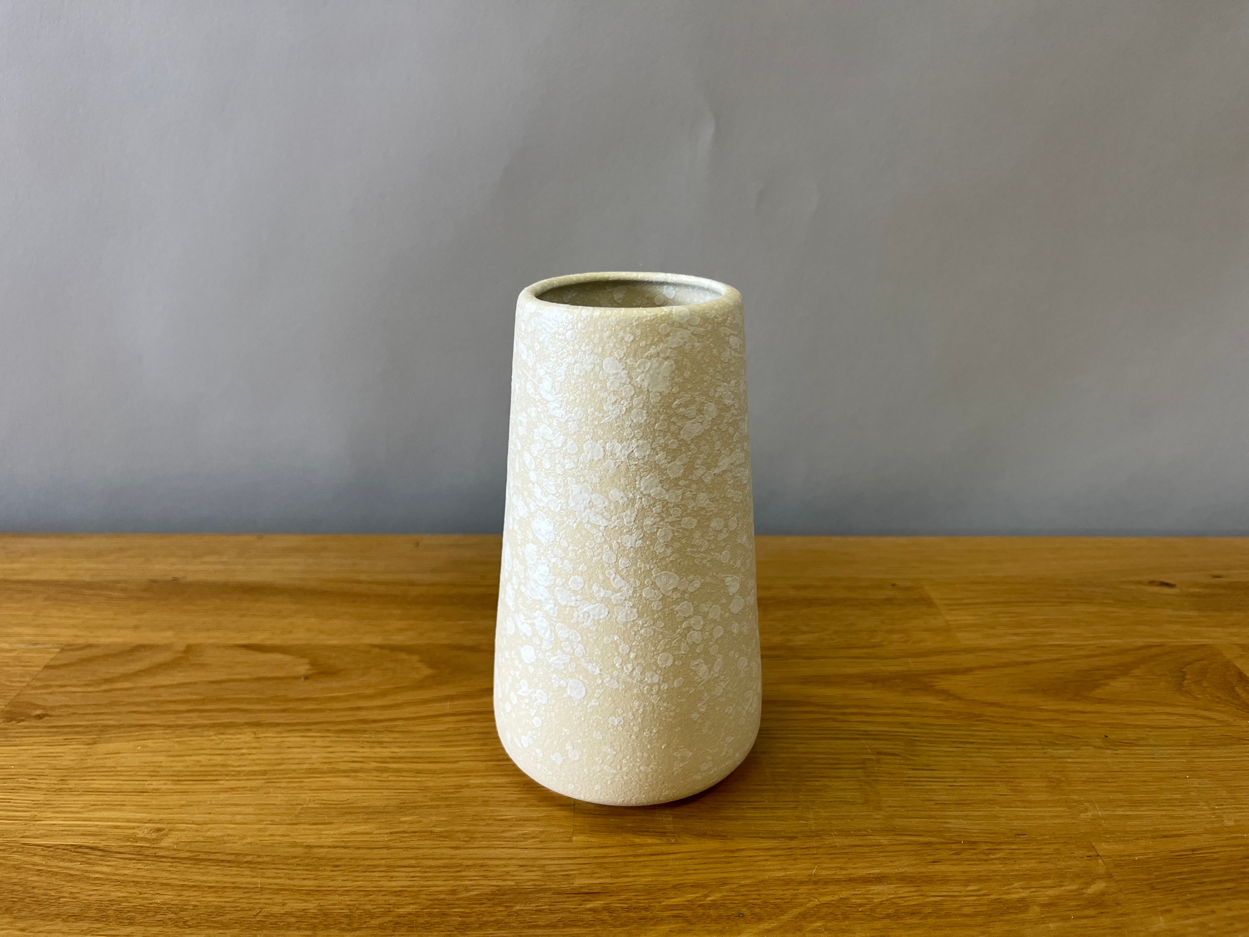 Cream Vase