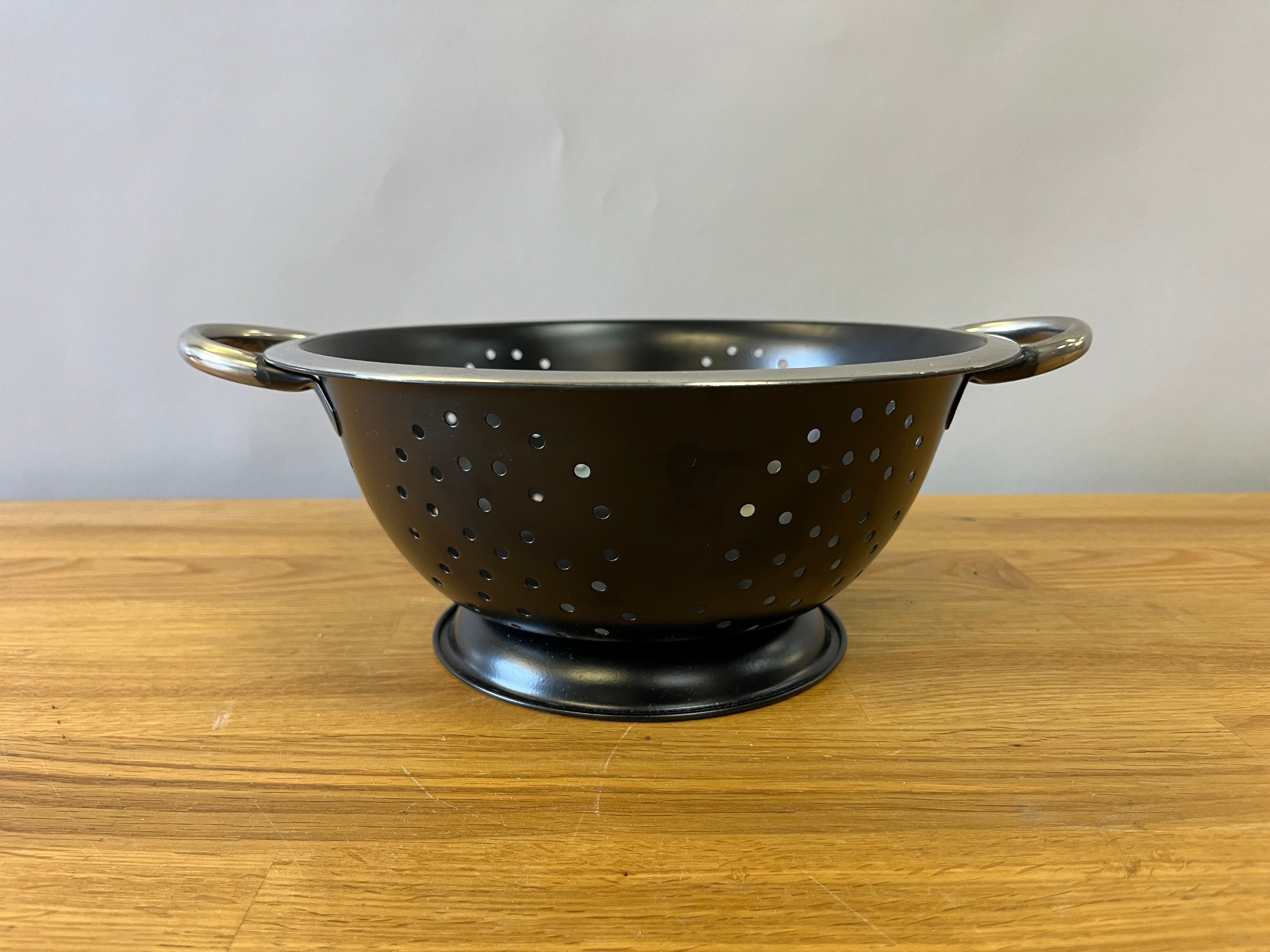 Black Colander