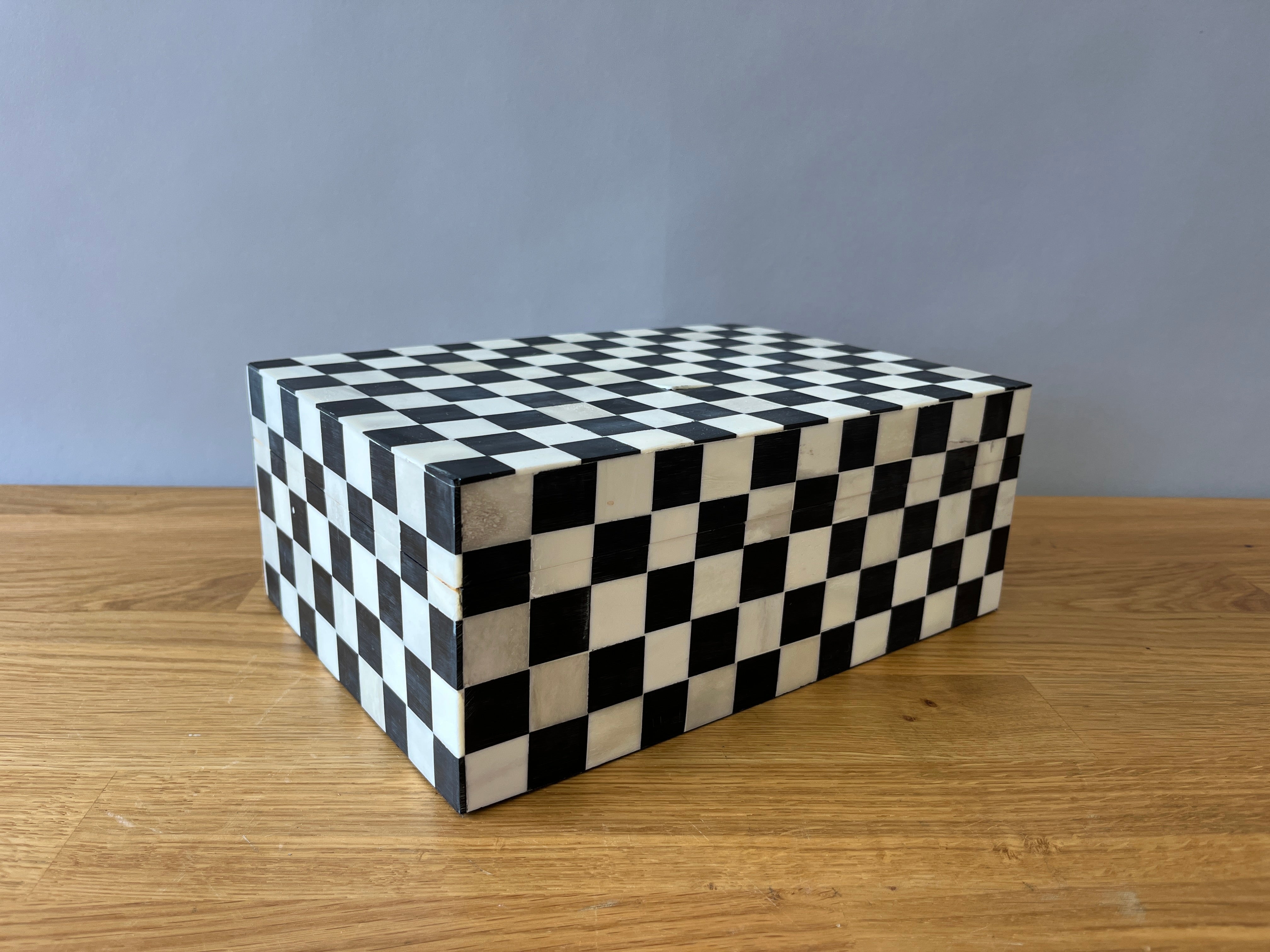 Checkered Box