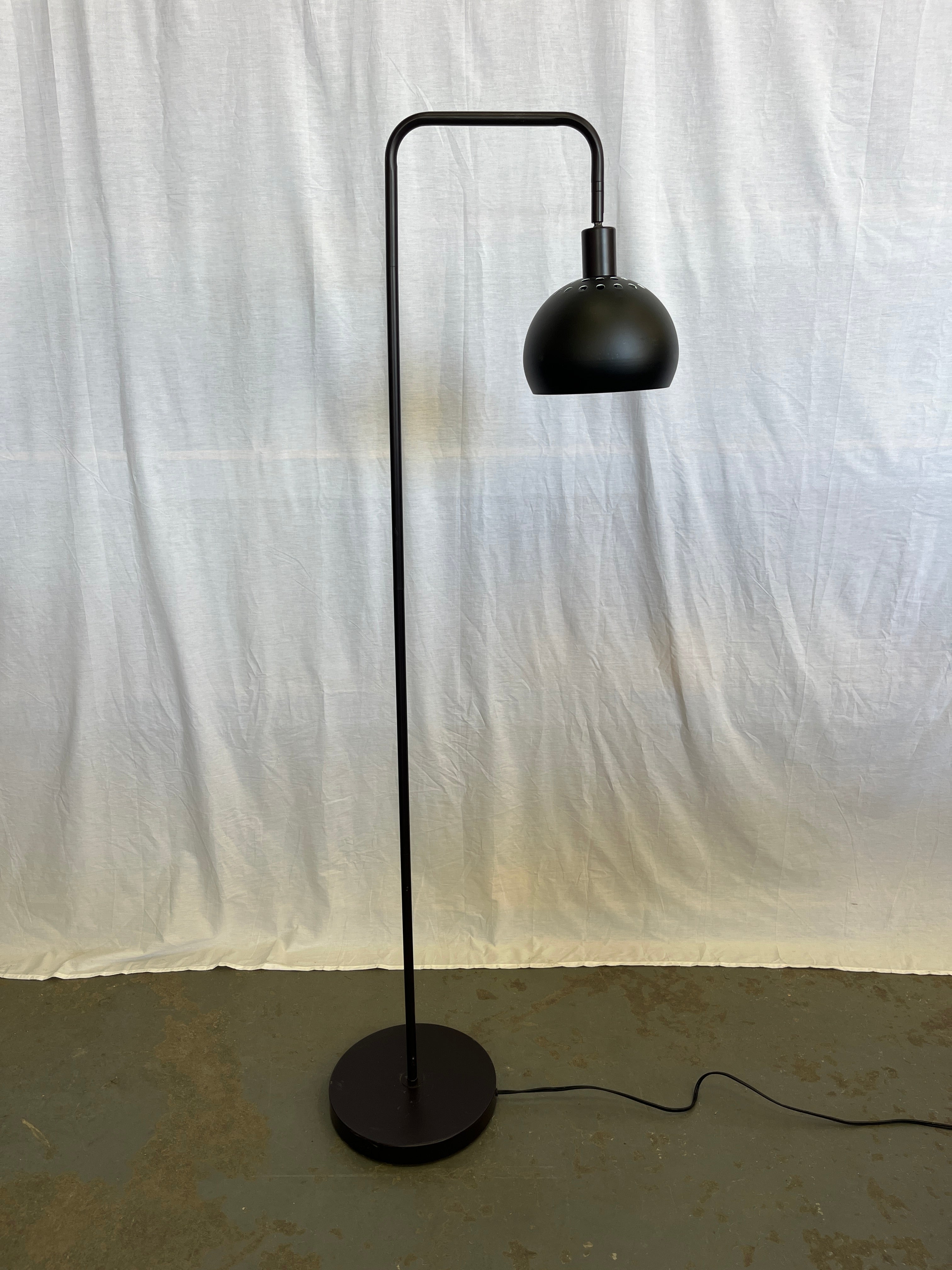 Black Standing Lamp