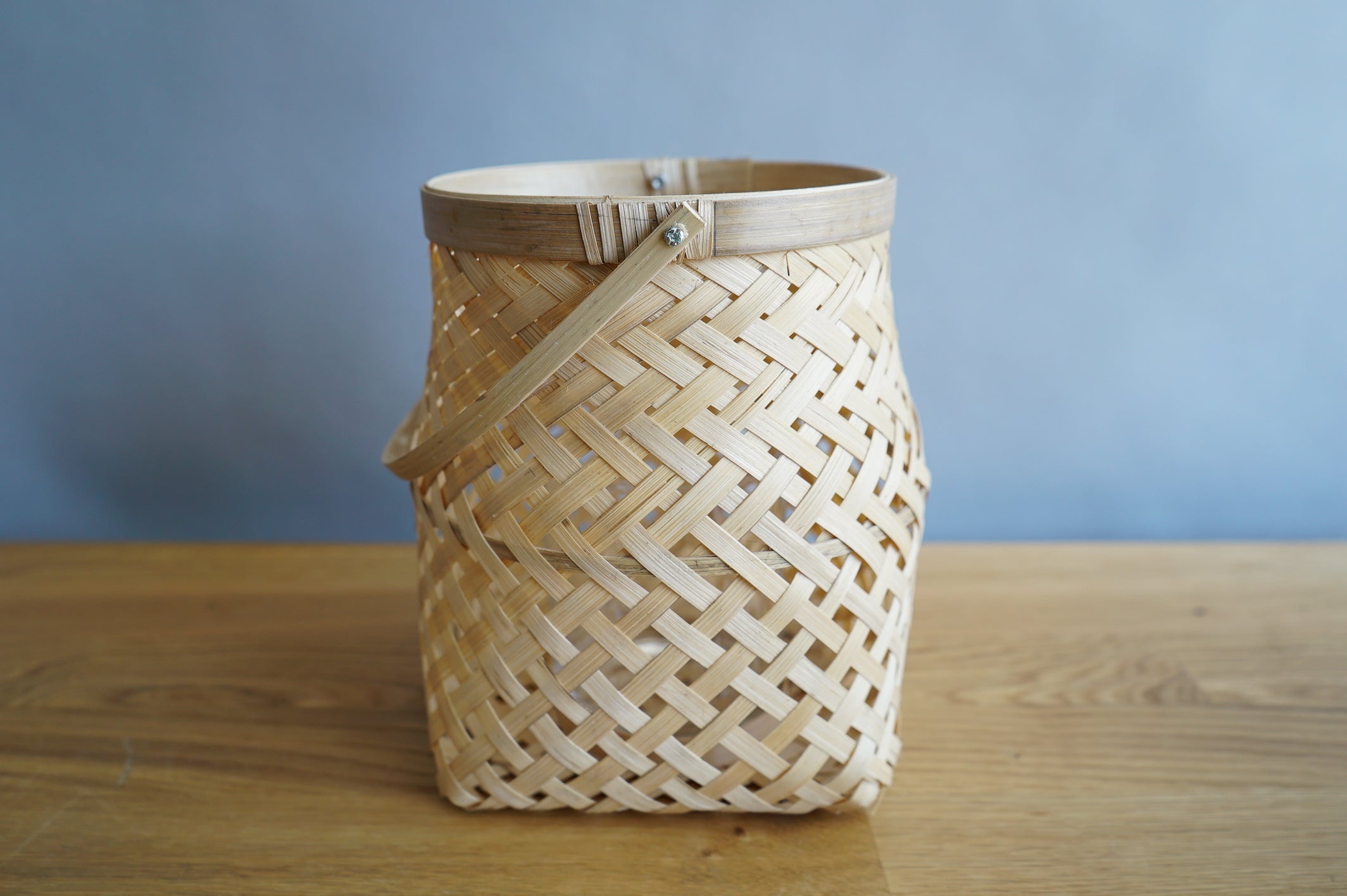 Woven Holder