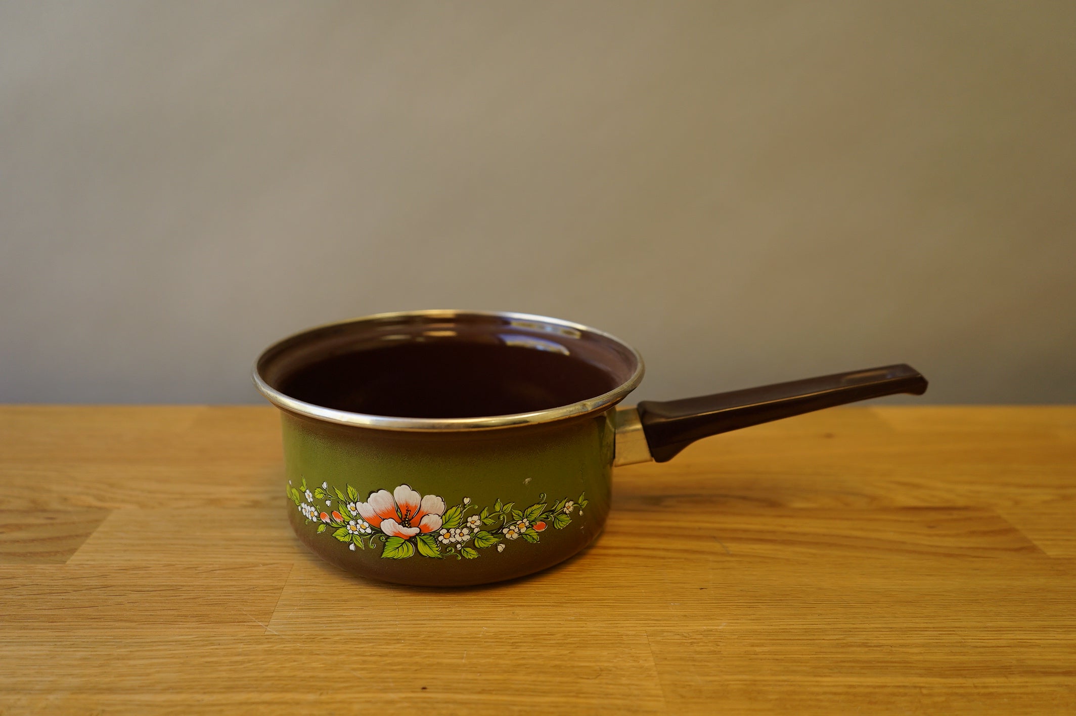 Green Vintage Saucepan