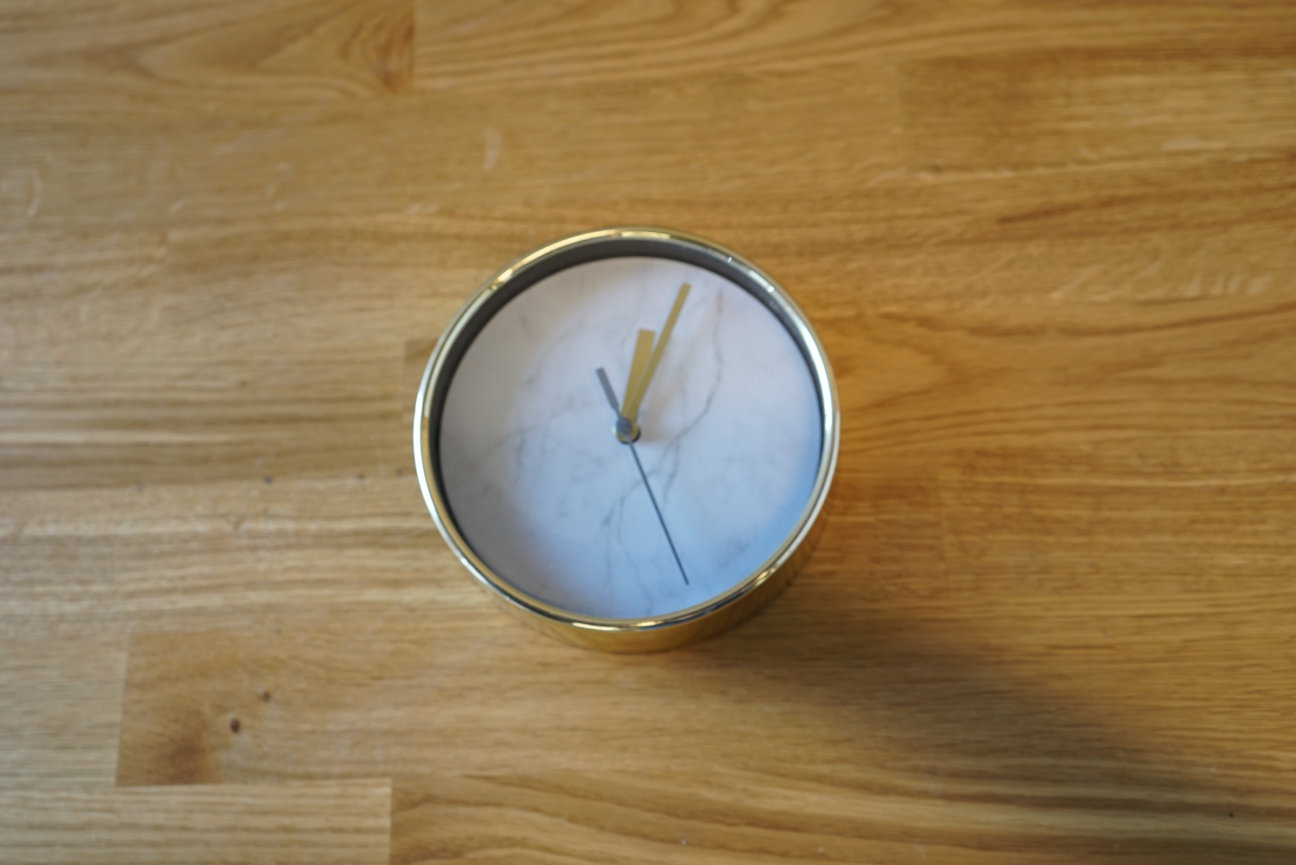 Decor - Clocks – This & That Props Inc