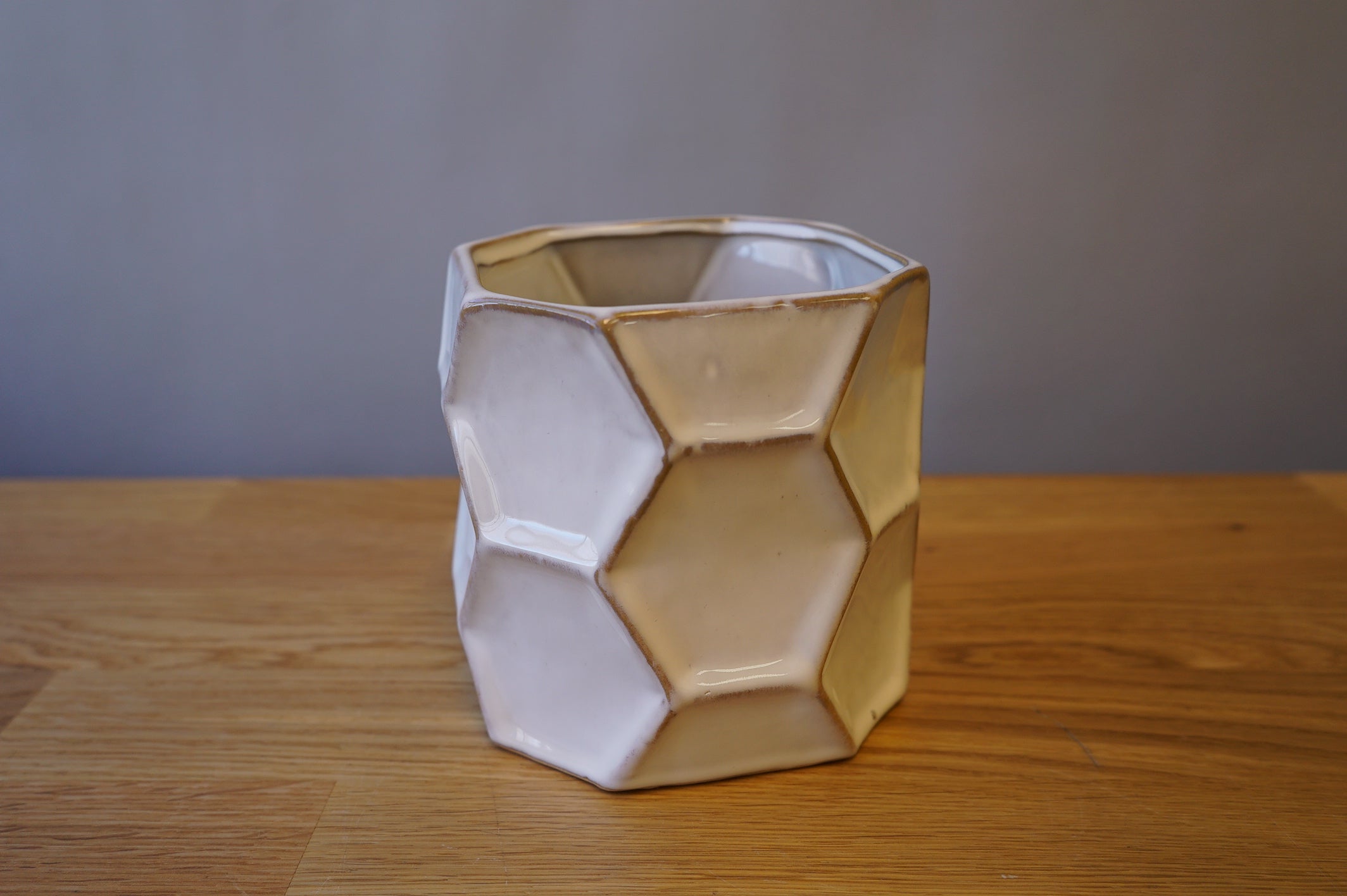 Honeycomb Pot