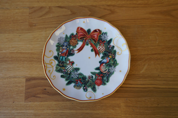 Holiday Wreath Plate