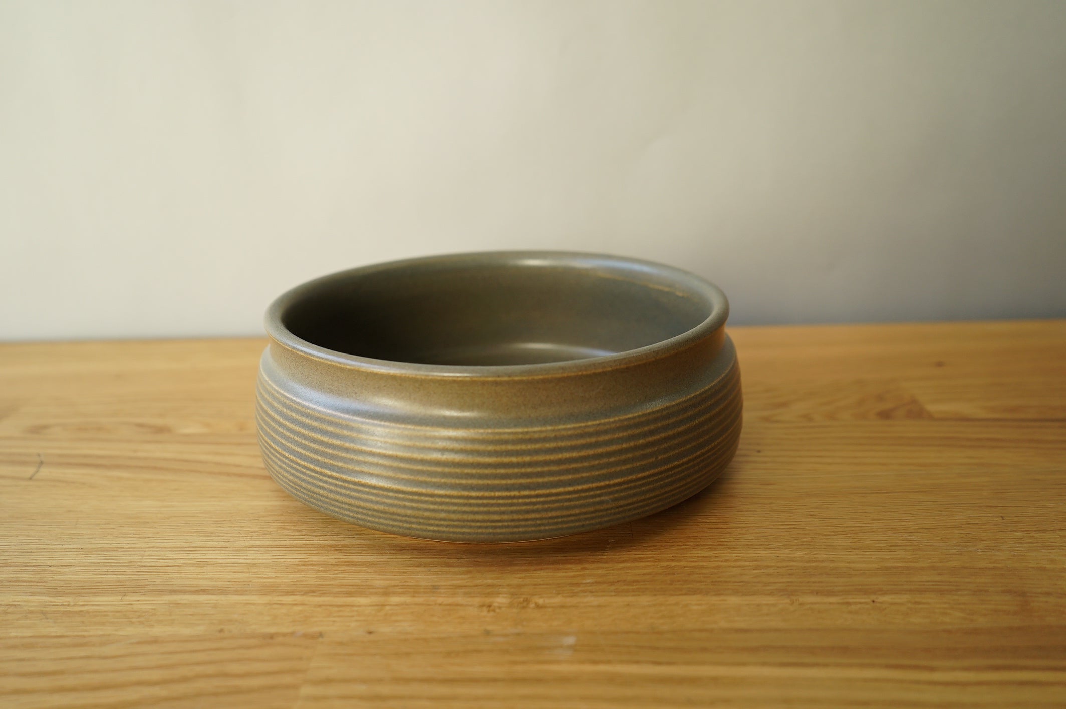 Green Stoneware Bowl Short