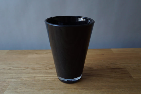 Black Glass Pot