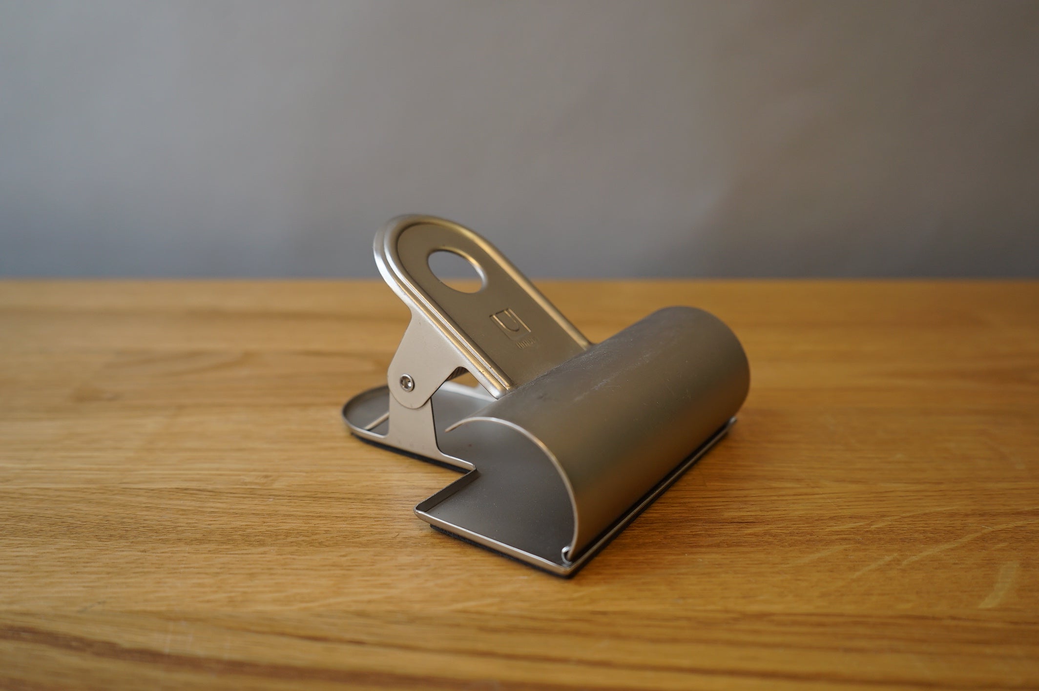Silver Clip Decor