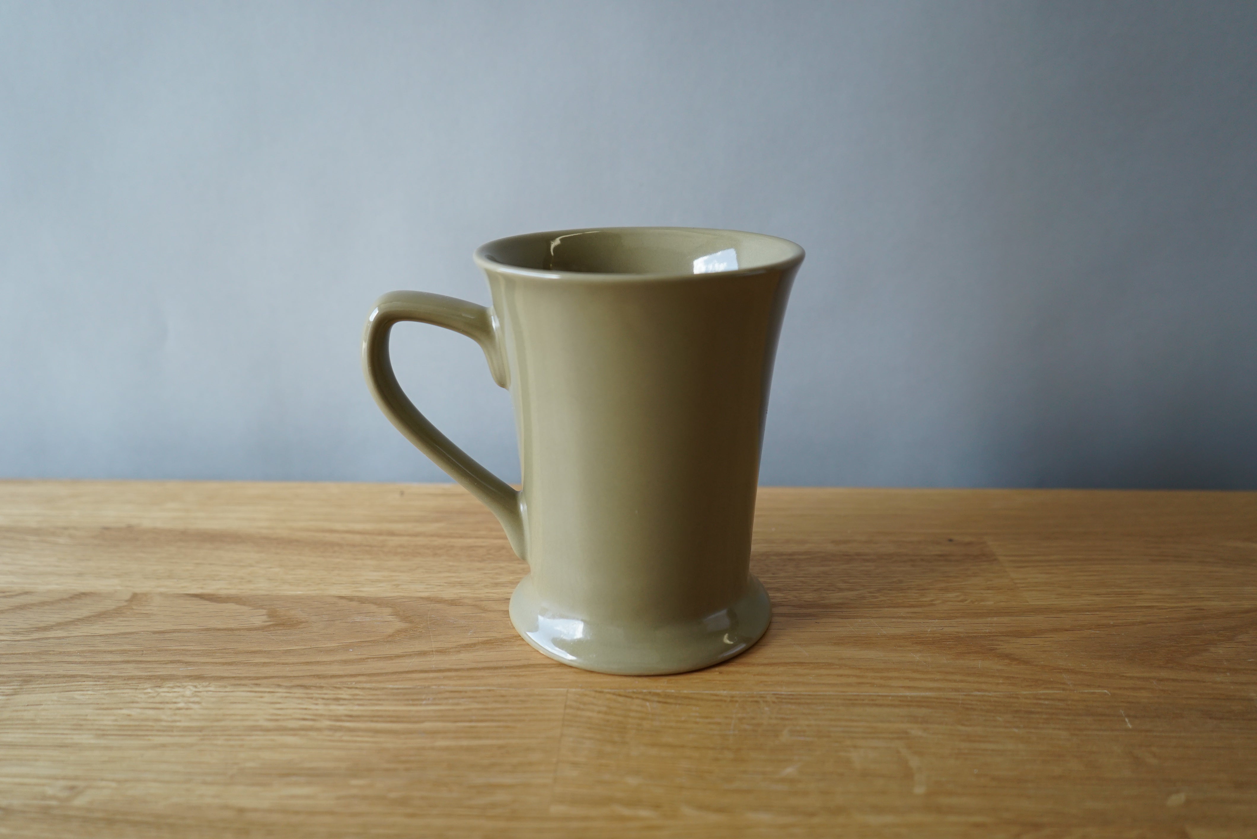 Green mug